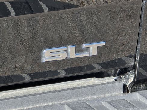 Used 2018 GMC Sierra 1500 SLT AWD/4WD image 54