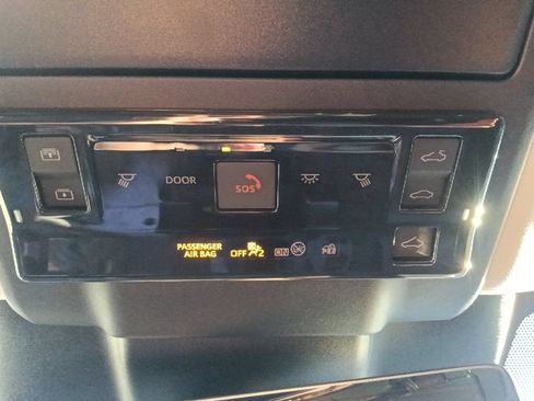 Used 2026 Toyota RAV4 Limited AWD/4WD image 25