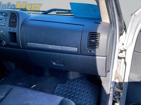 Used 2010 Chevrolet Silverado 1500 LT w/ Power Pack Plus AWD/4WD image 25