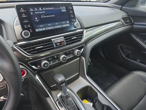 Certified 2022 Honda Accord Sport image 18