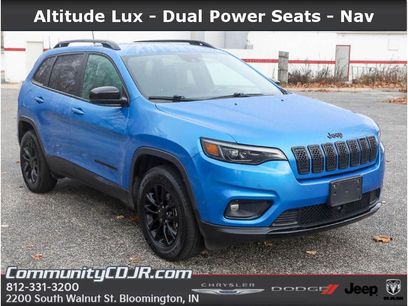 Used 2023 Jeep Cherokee Altitude Lux