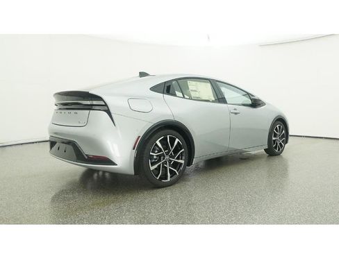 New 2026 Toyota Prius Plug-In Hybrid image 25