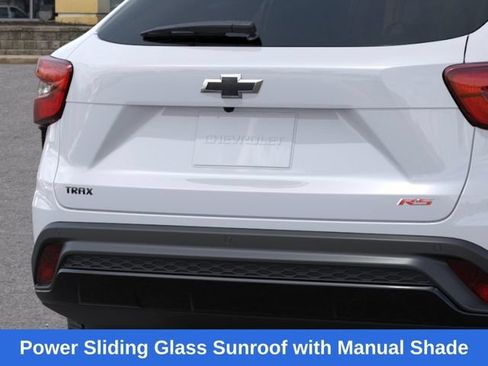 New 2026 Chevrolet Trax RS w/ Sunroof Package FWD image 15