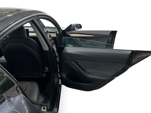 Certified 2023 Tesla Model 3 Standard Range RWD image 12
