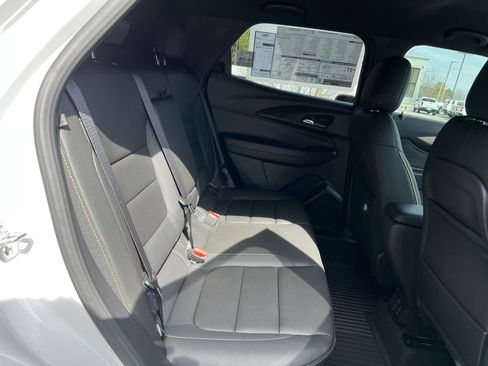 Used 2025 Chevrolet TrailBlazer ACTIV w/ Convenience Package image 31