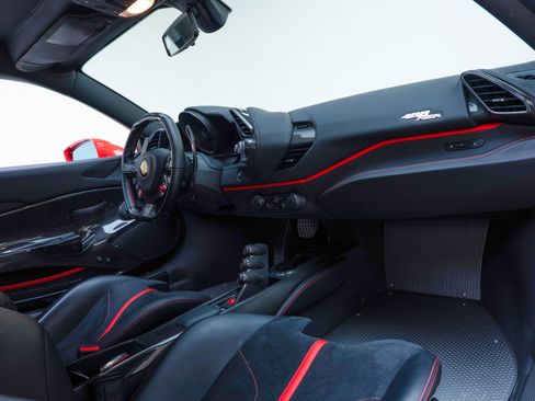 Used 2020 Ferrari 488 Pista Coupe RWD image 61