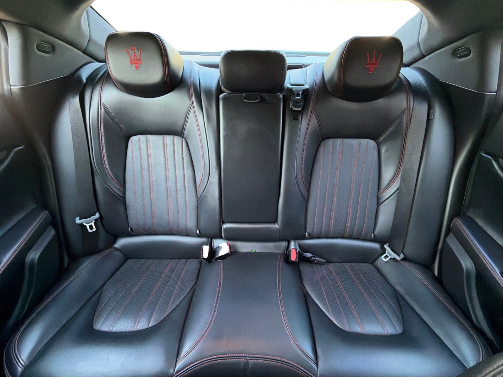 Used 2019 Maserati Ghibli S Q4 AWD/4WD image 39