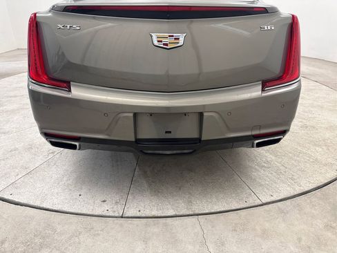 Used 2019 Cadillac XTS Luxury FWD image 24