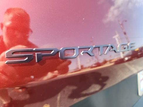 Used 2025 Kia Sportage X-Line AWD/4WD image 19