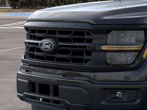 New 2026 Ford F150 XLT w/ XLT Black Appearance Package RWD image 17