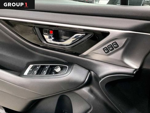 Certified 2022 Subaru Outback Limited image 34