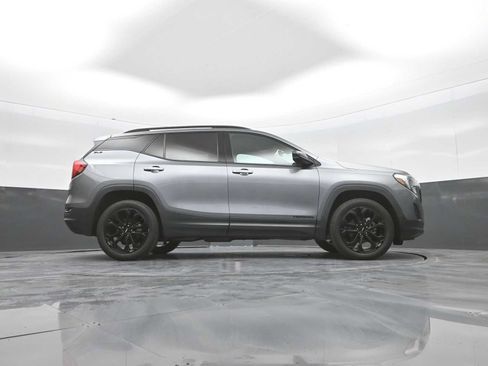 Used 2021 GMC Terrain SLE w/ Driver Convenience Package AWD/4WD image 41
