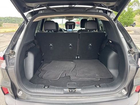 Used 2020 Ford Escape SEL image 10