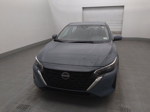 Used 2024 Nissan Sentra SV FWD image 15