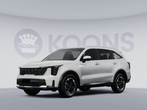 Used 2024 Kia Sorento S image 1