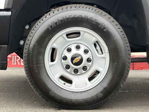 Certified 2023 Chevrolet Silverado 2500 W/T w/ WT Convenience Package image 24