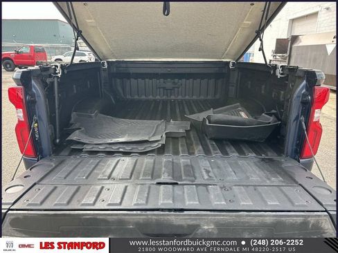 Used 2022 Chevrolet Silverado 2500 LTZ w/ LTZ Premium Package image 11