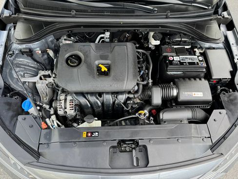 Used 2019 Hyundai Elantra SEL FWD image 45