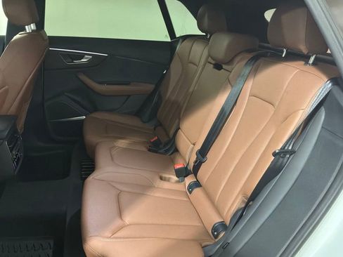 Used 2025 Audi Q8 Premium Plus w/ Premium Plus Package AWD/4WD image 20