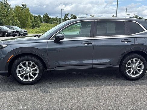 Used 2025 Honda CR-V EX image 11
