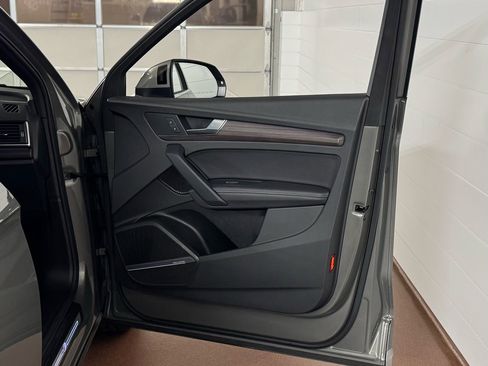 Used 2023 Audi Q5 2.0T Prestige w/ Prestige Package image 45