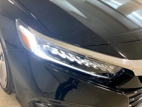 Used 2020 Honda Accord Touring image 27