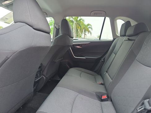 Used 2024 Toyota RAV4 XLE image 16