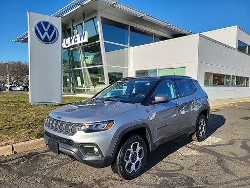 Used 2022 Jeep Compass Trailhawk image 1
