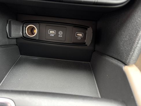 Used 2020 Hyundai Santa Fe SEL image 22