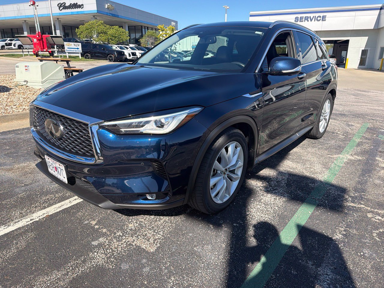 Used 2019 INFINITI QX50 Essential w/ Proactive Package AWD/4WD image 2