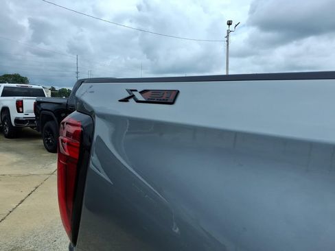 New 2026 GMC Sierra 1500 SLE AWD/4WD image 10