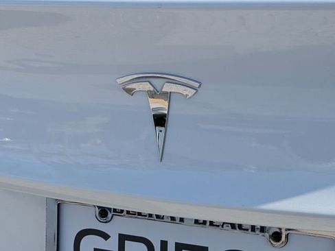 Used 2023 Tesla Model 3 Standard Range RWD image 11