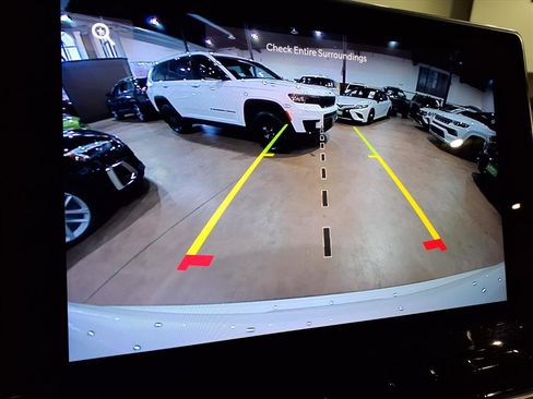 Certified 2022 Jeep Compass Altitude w/ Convenience Group image 13