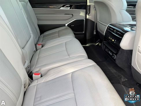 Used 2022 Jeep Wagoneer Series I image 27