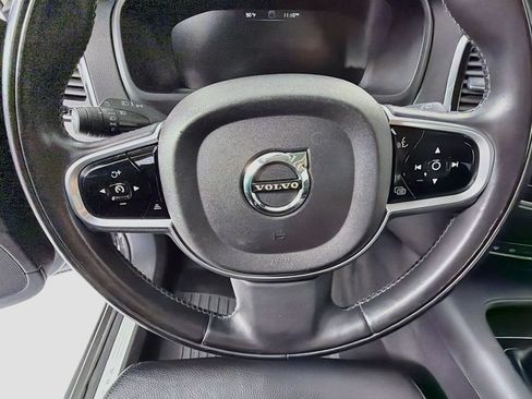 Used 2018 Volvo XC90 T6 Momentum w/ Convenience Package AWD/4WD image 11