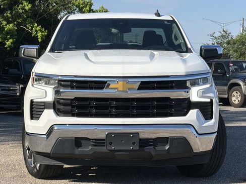 Used 2023 Chevrolet Silverado 1500 LT RWD image 4