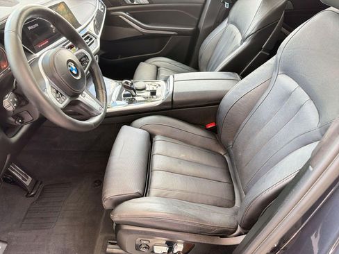 Used 2021 BMW X7 M50i w/ Dynamic Handling Package AWD/4WD image 5