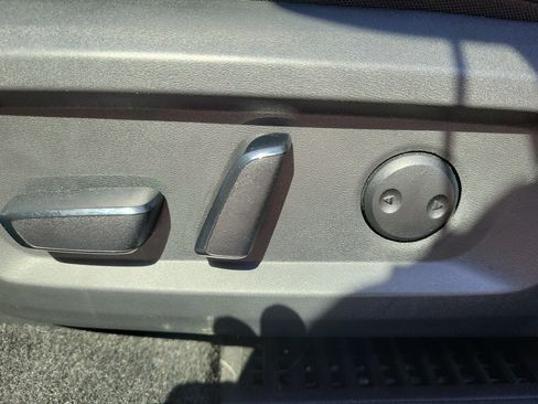 Certified 2022 Nissan Rogue SL FWD image 16
