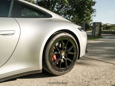 Used 2025 Porsche 911 Carrera S RWD image 41