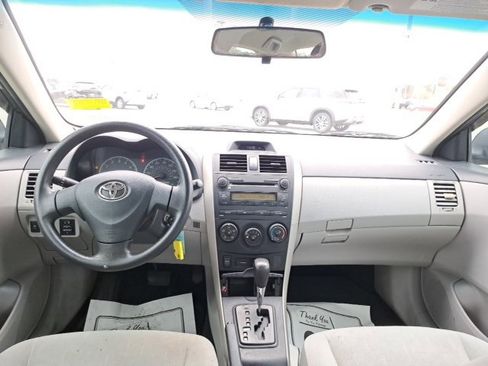 Used 2013 Toyota Corolla L image 27