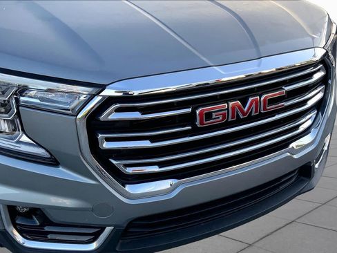 Used 2023 GMC Terrain SLT AWD/4WD image 29