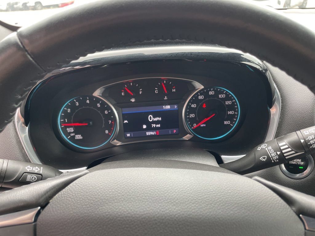 Used 2022 Chevrolet Traverse LT FWD image 45