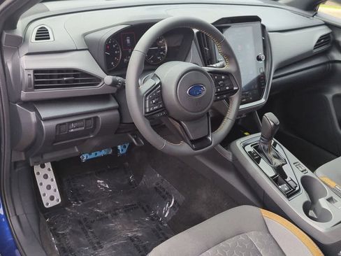 Used 2025 Subaru Crosstrek 2.5i Sport AWD/4WD image 2