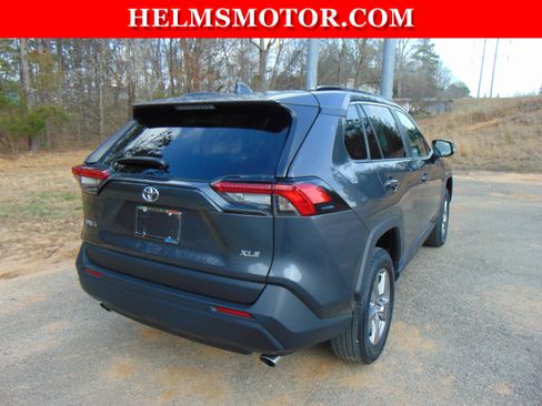 Used 2025 Toyota RAV4 XLE w/ Convenience Package image 17