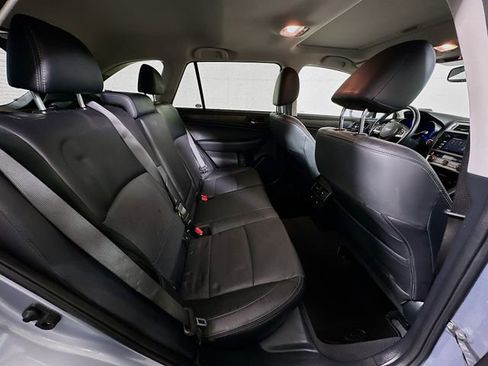 Used 2017 Subaru Outback 2.5i Limited image 27