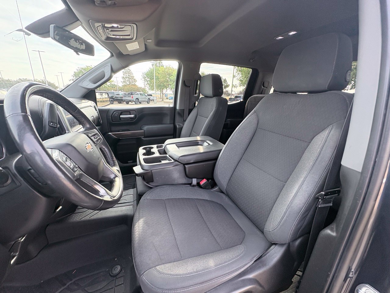 Used 2021 Chevrolet Silverado 1500 LT w/ Bed Protection Package RWD image 6