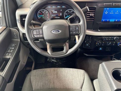 Used 2024 Ford F250 XLT image 20