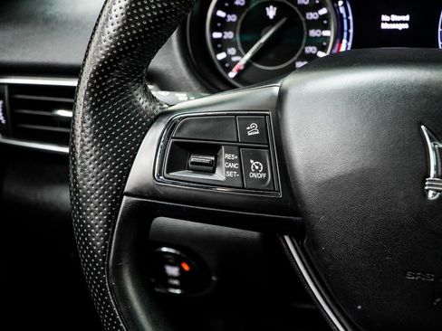 Used 2022 Maserati Levante GT image 32