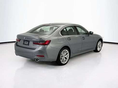 Used 2025 BMW 330i xDrive Sedan w/ M Sport Package AWD/4WD image 5