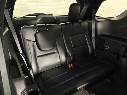 Used 2020 Ford Explorer Limited RWD image 41